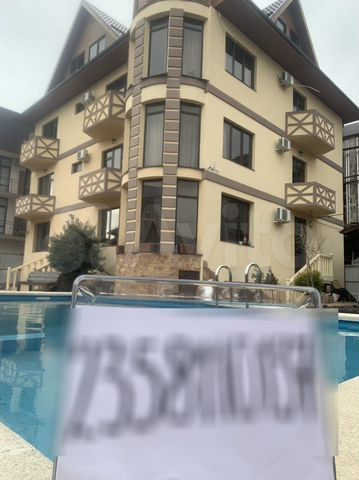 Дом 180 м² на участке 7 сот.