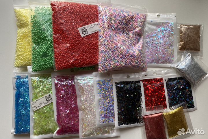 Блёстки, конфетти, шарики из пенопласта