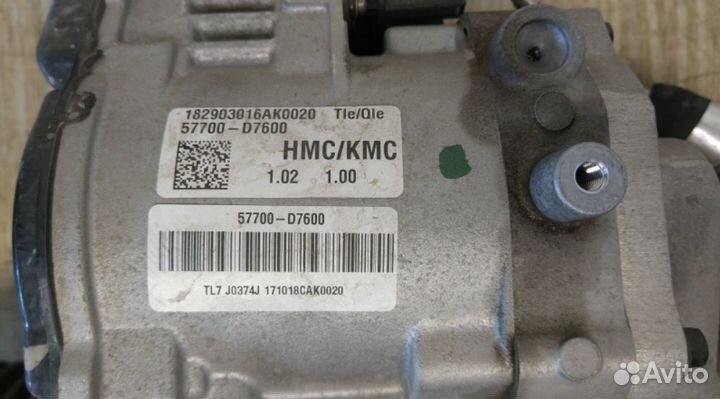 Рулевая рейка Kia Sportage IV 57700D7600 1.6 D