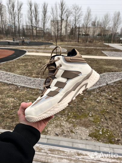 Высокие кроссовоки Adidas