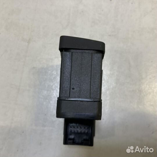 Кнопка фиксатора стояночного тормоза Audi A6 C7 4G