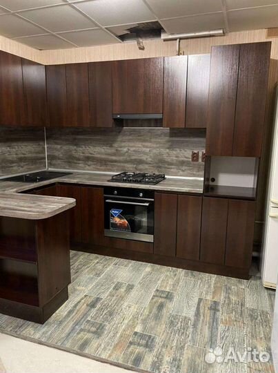 Кухонный гарнитур 