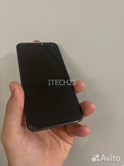 Экран iPhone 11 (cяц)