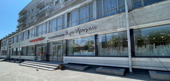 Продам торговое помещение, 238.2 м²