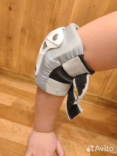 Набор защиты для роликов Reaction