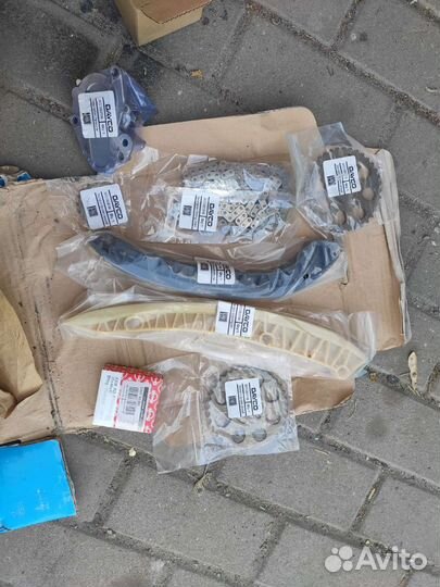 Комплект цепи грм dayco новый