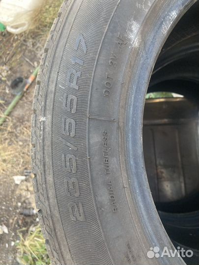 Triangle TR257 235/55 R17