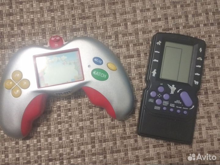 Тетрис игра M&m's и Brick Game