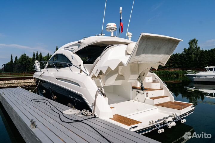 Круизная яхта Beneteau 44GT