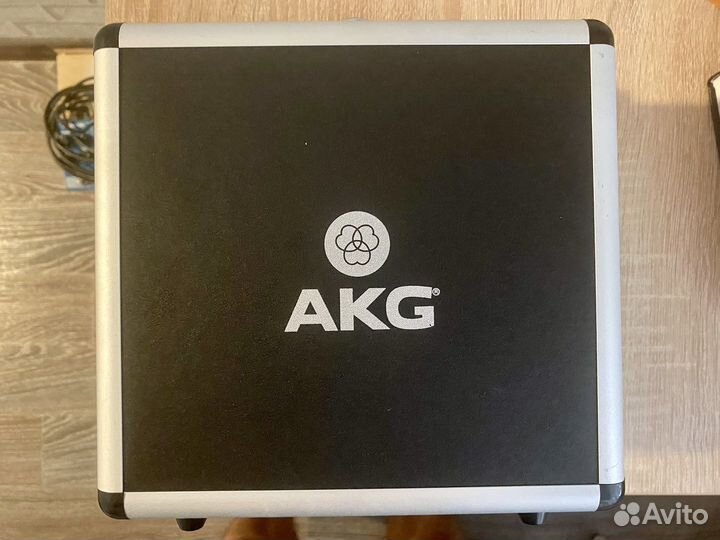 AKG P220 микрофон конденсаторный в идеале