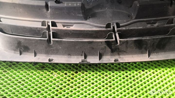 Решетка радиатора Гранта