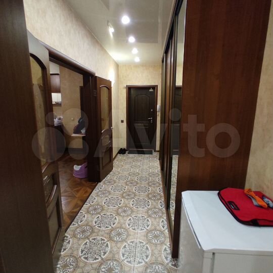 3-к. квартира, 90 м², 6/14 эт.