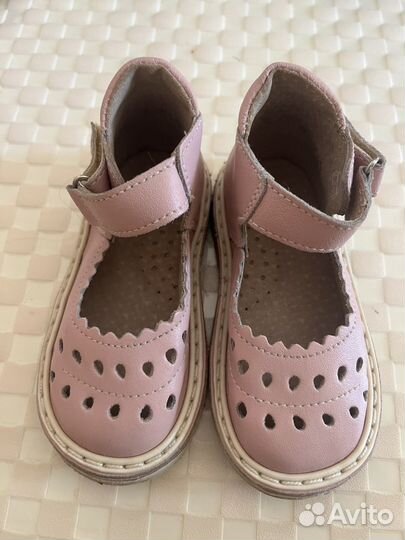 Босоножки для девочки