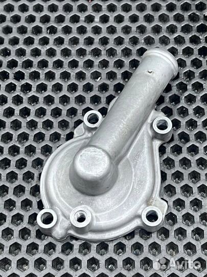 Крышка помпы Yamaha YZ 250F 2006-2009