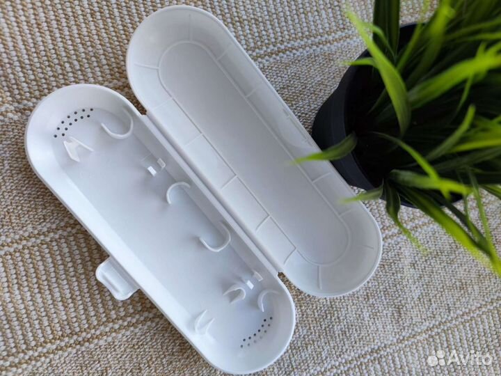 Футляр для зубной щетки