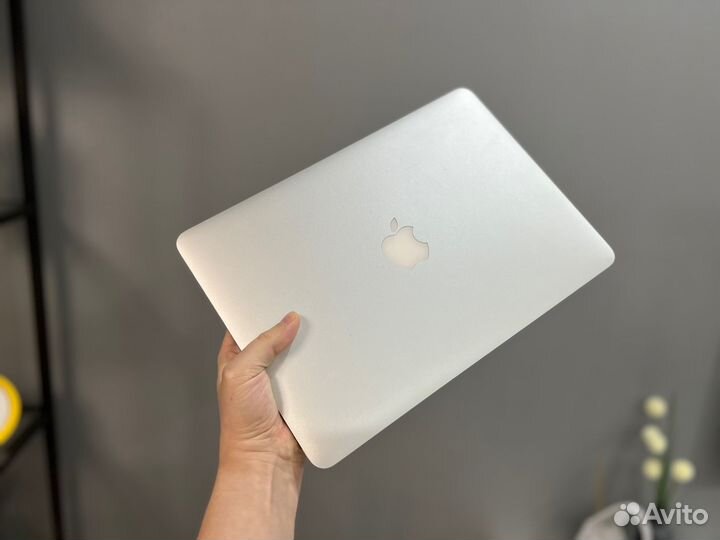 Apple Macbook Pro 13