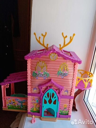 Большой Замок EnchanTimals