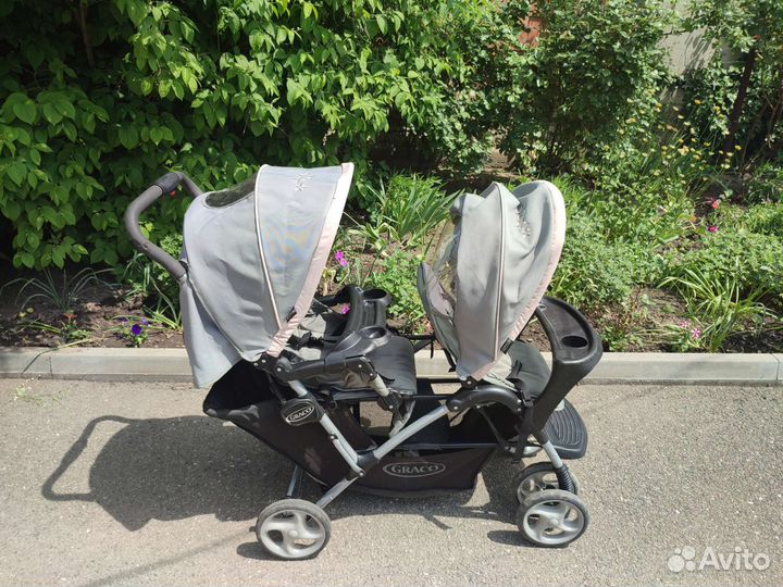 Прогулочная коляска для двойни или погодок