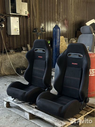 Полуковши Recaro сиденья