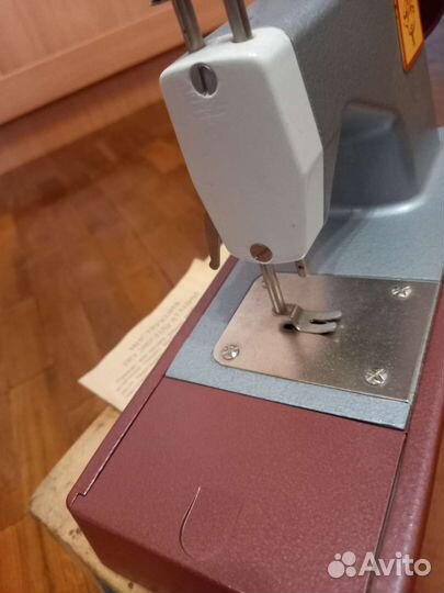 Детская швейная машинка СССР
