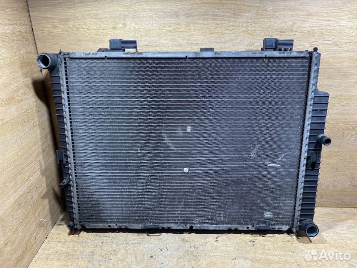 Радиатор основной Mercedes W210 128478