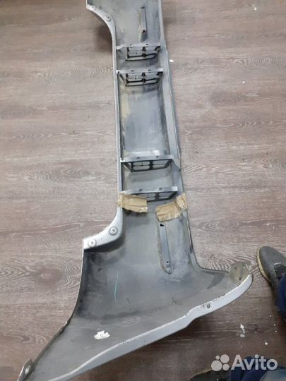 Бампер задний Toyota Ipsum