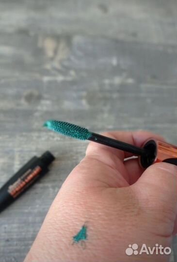 Тушь изумрудная