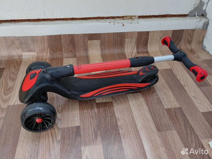 Самокат трехколесный Tech Team Buggy