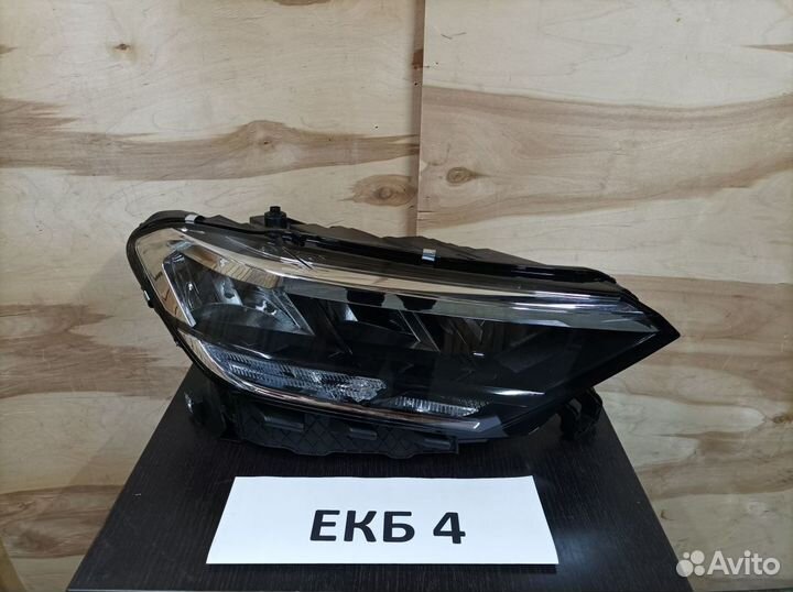 Фара правая Фольксваген Поло