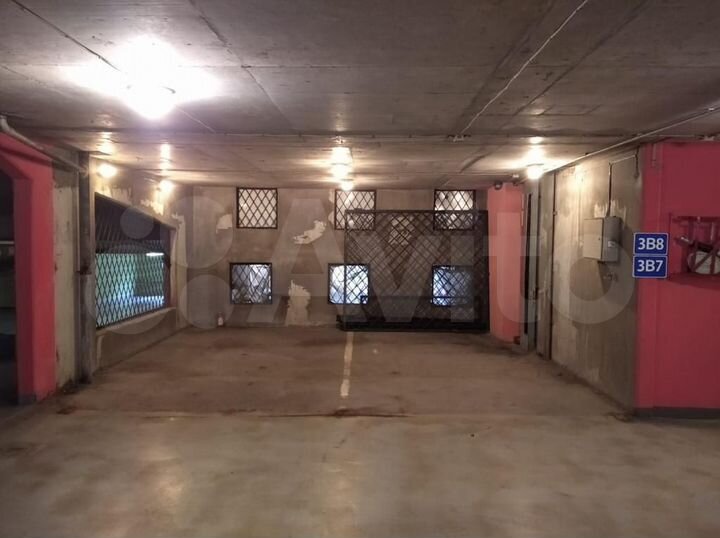 Машиноместо, 14 м²