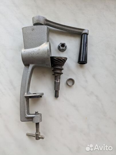 Мельница ручная СССР