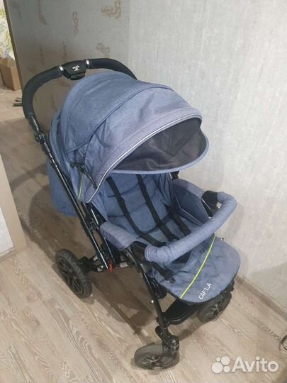 Прогулочная коляска capella