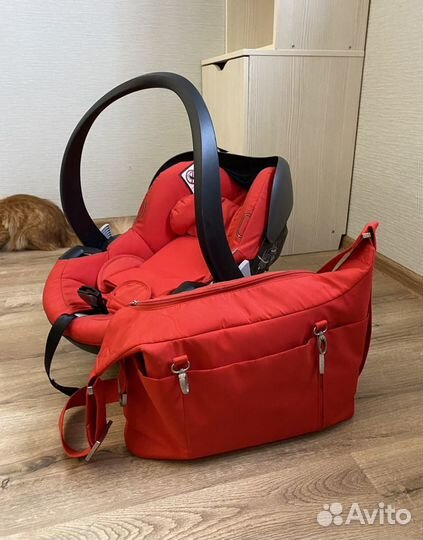 Автолюлька от 0. Детское автокресло stokke