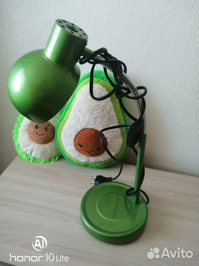 Светильник настольный