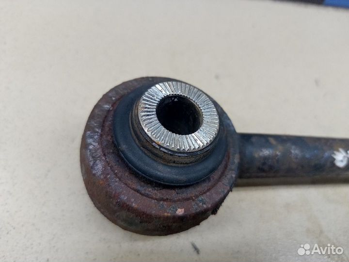 Стойка заднего стабилизатора Land Cruiser (150) -P