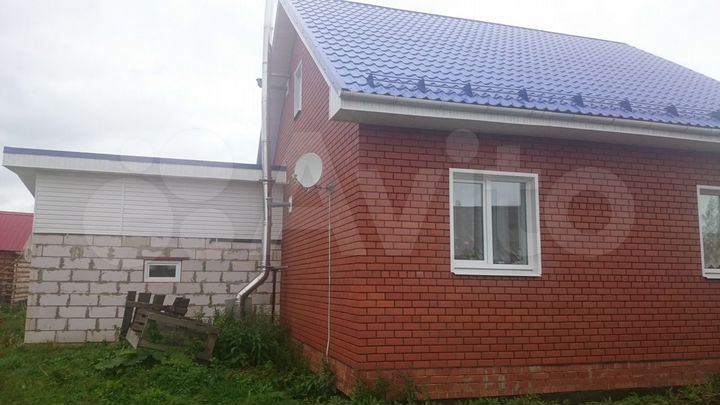 Коттедж 205 м² на участке 56 сот.