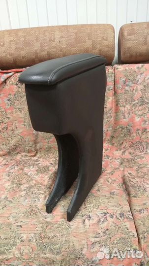 Подлокотник в микроавтобус