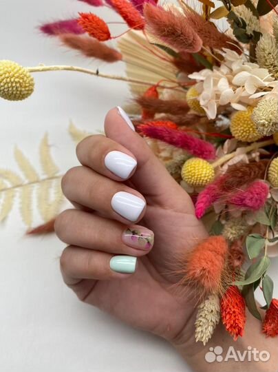 Маникюр, педикюр,наращивание ногтей