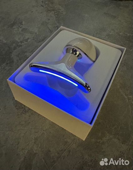 Массажер для лифтинга лица и шеи с миостимуляцией