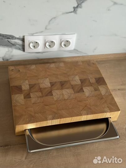 Торцевая доска с гастроемкостью