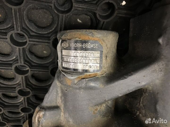 Суппорт Mercedes-Benz Axor