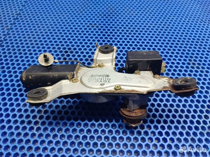 Моторчик дворников задний Toyota Carina T170