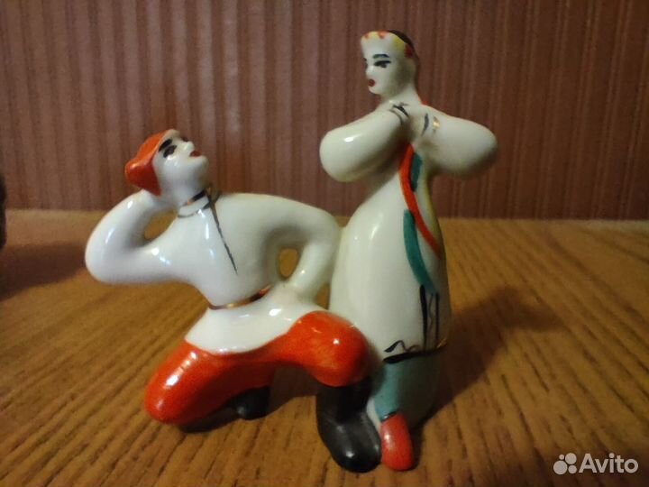 Статуэтки разные СССР фарфор гжель коралл