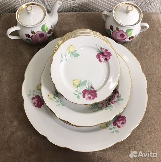 Столовый фарфоровый сервиз СССР