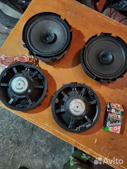 Штатная акустика Mitsubishi Outlander