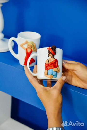 Кружки в подарок для самой яркой девушки