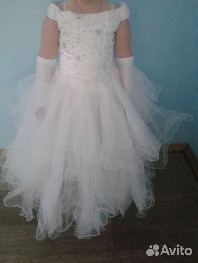 Платье для девочки на выпускной, новый год и на лю