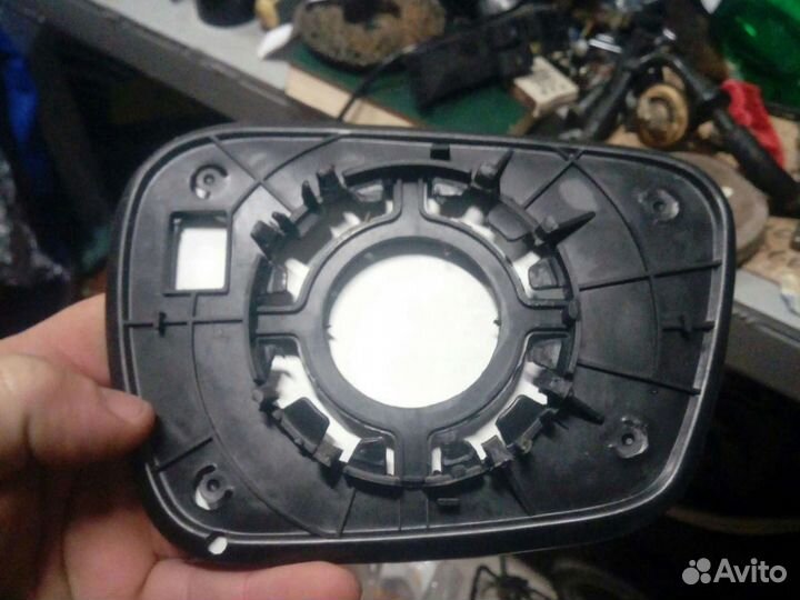 Элемент левого зеркала хёндай солярис