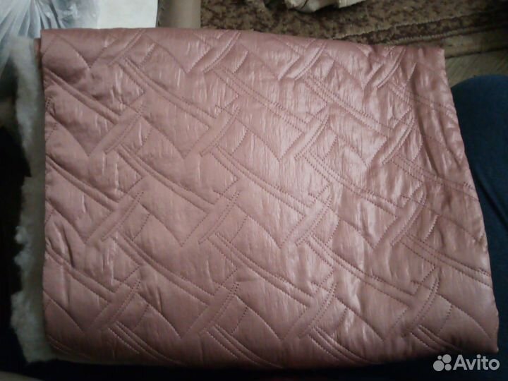 Отрез ткани простежка