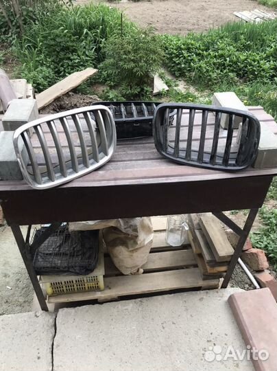 Решотки капота бмв х 5 е 70